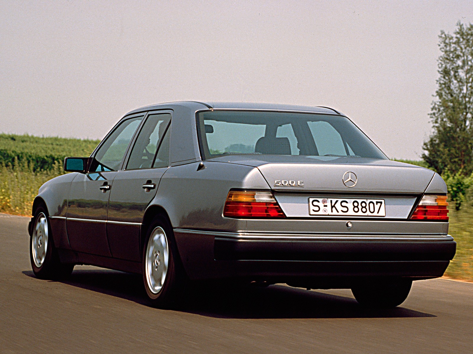 Mercedes-Benz E-class 500 E