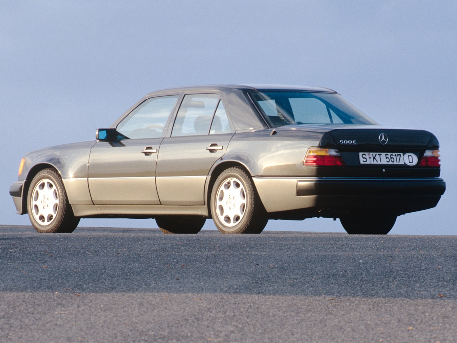 Mercedes-Benz E-class 500 E