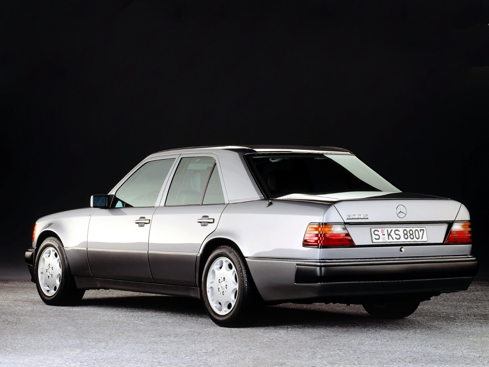 Mercedes-Benz E-class 500 E
