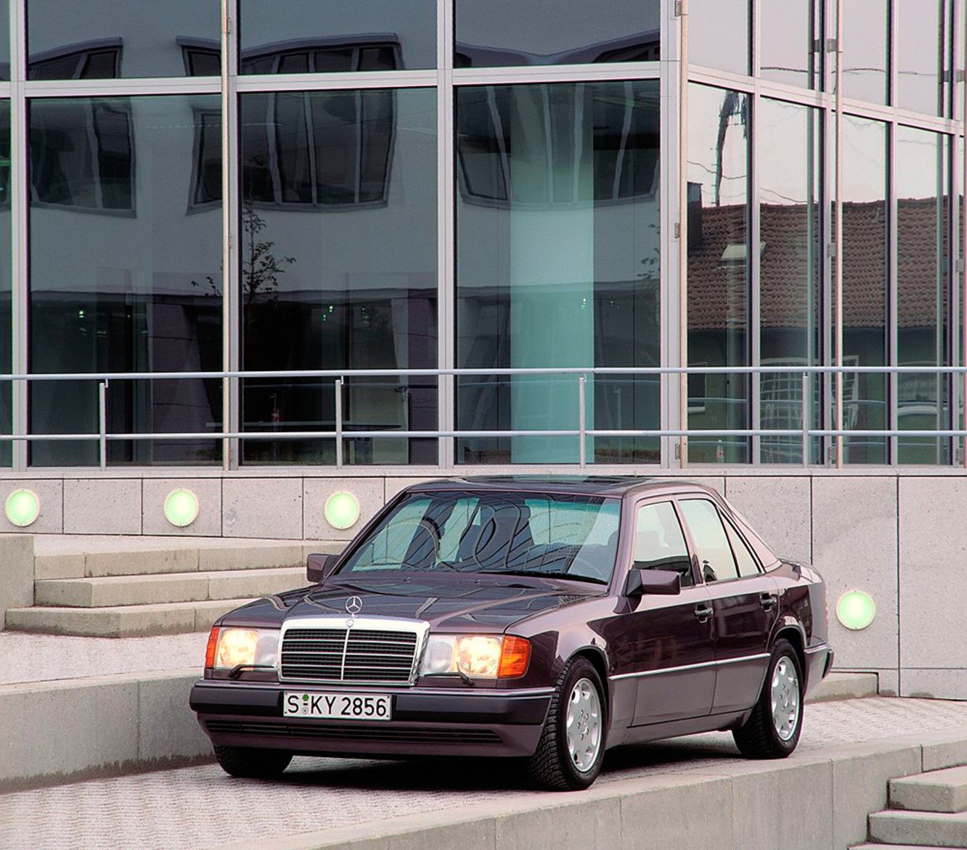 Mercedes-Benz E-class 400 E