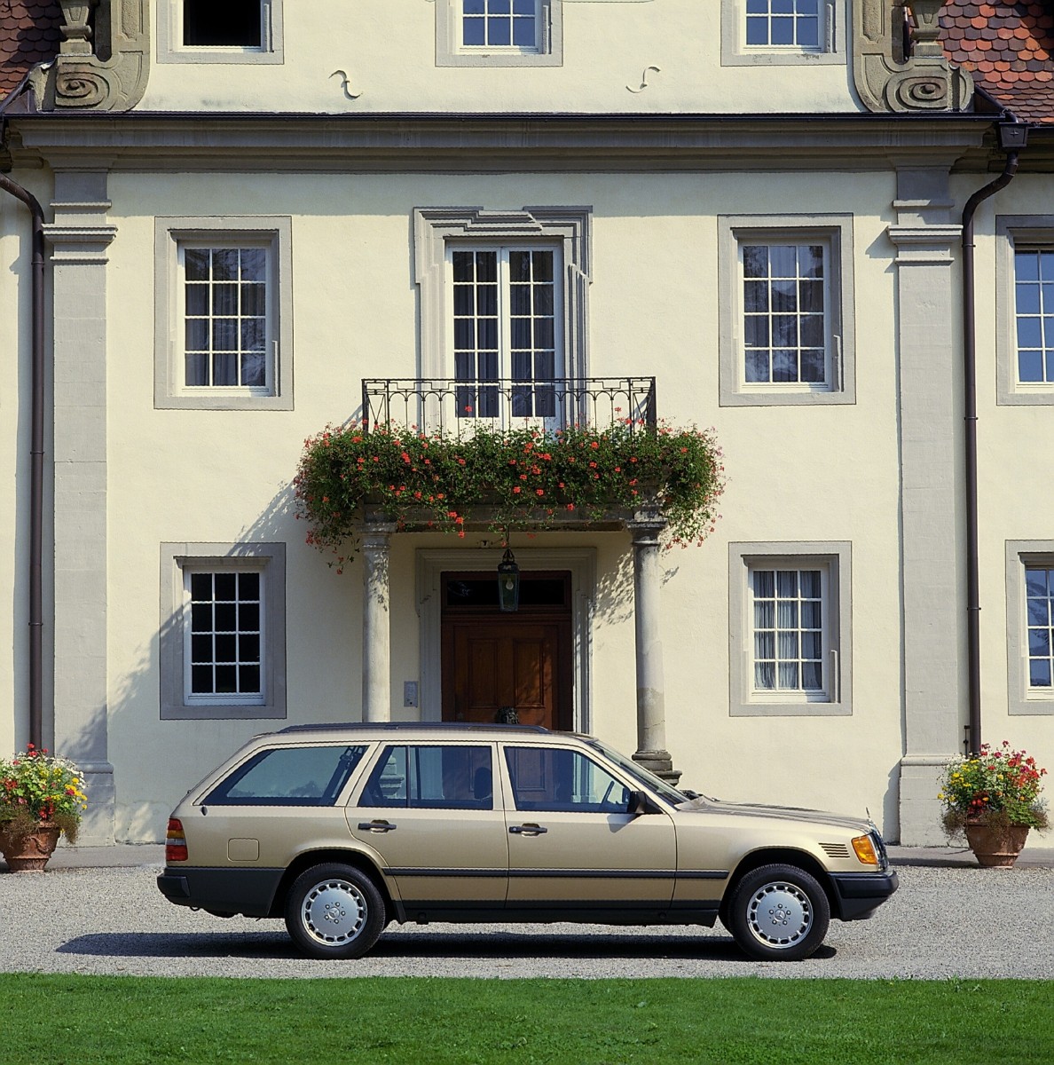 Mercedes-Benz E-class 300 TD Turbo