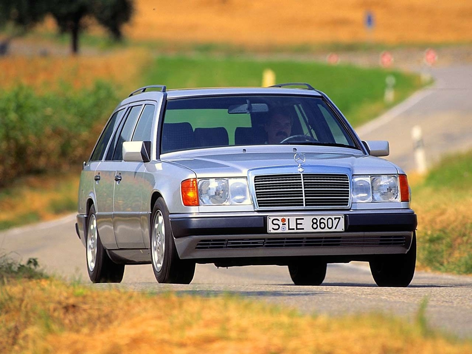 Mercedes-Benz E-class 230 TE