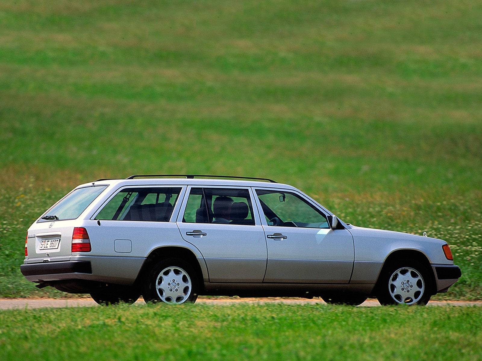Mercedes-Benz E-class 230 TE