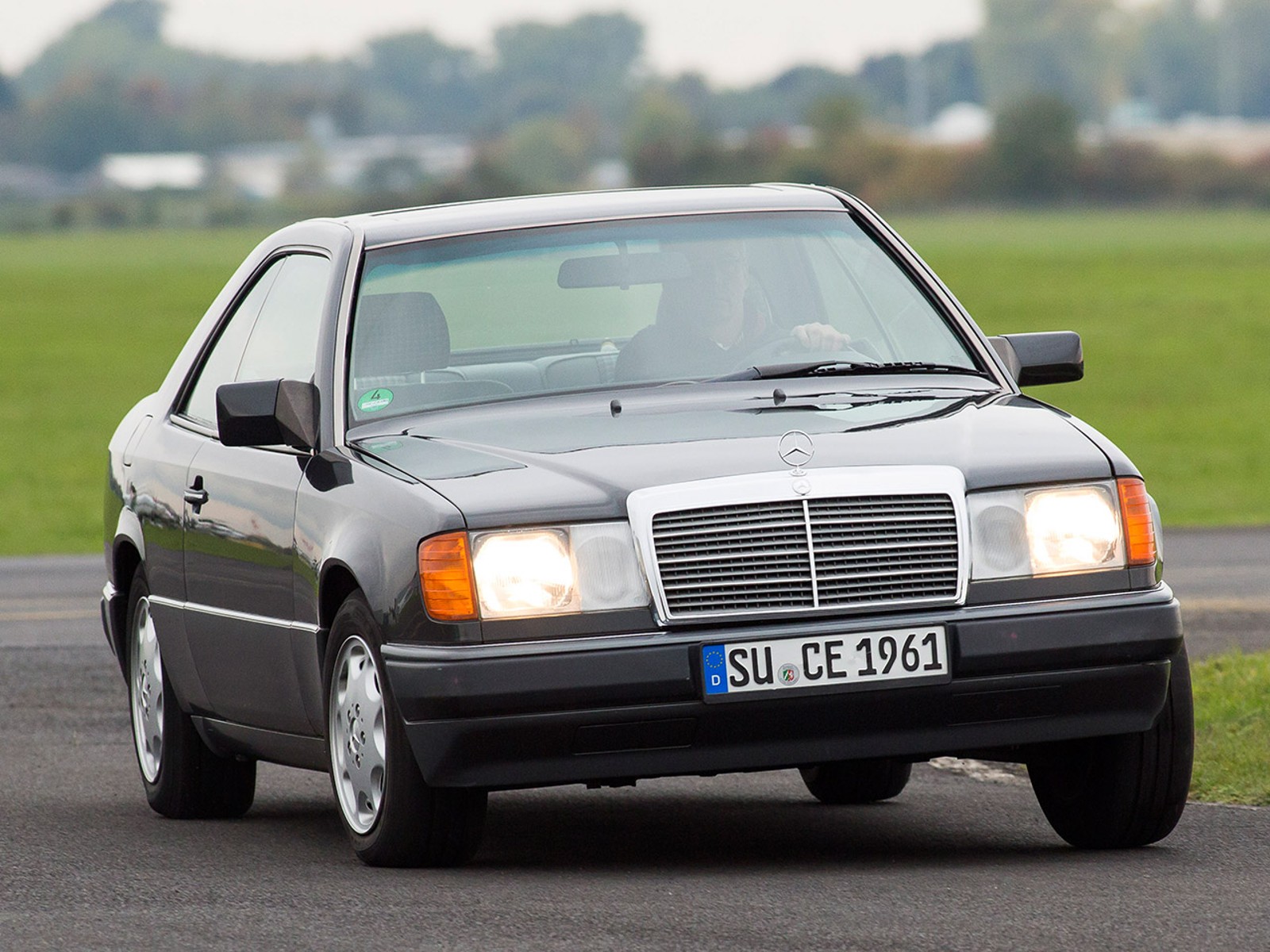 Mercedes-Benz E-class 230 CE
