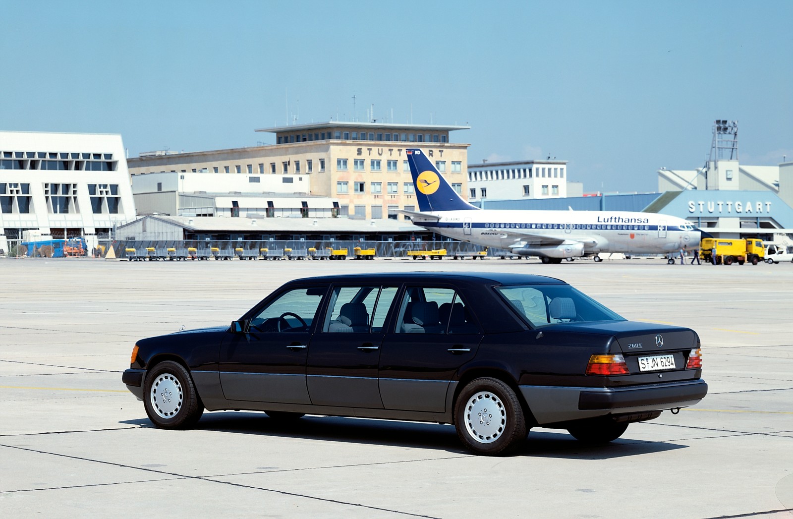 Mercedes-Benz E-class 260 E Limousine