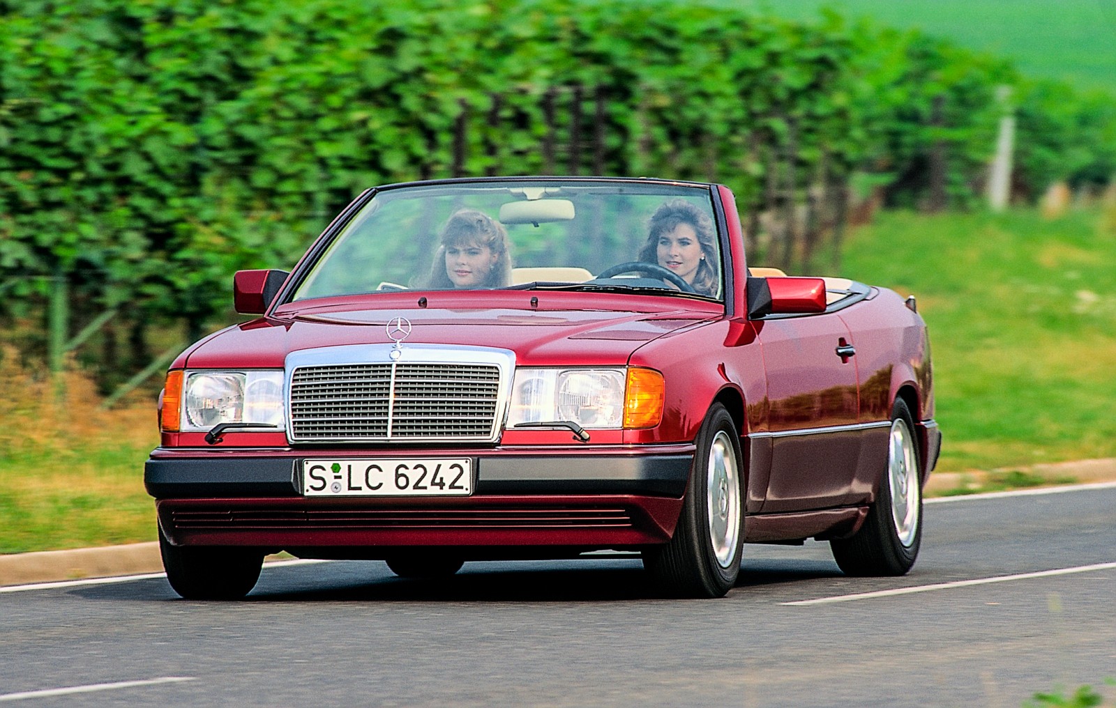 Mercedes-Benz E-class 300 CE-24 Cabrio