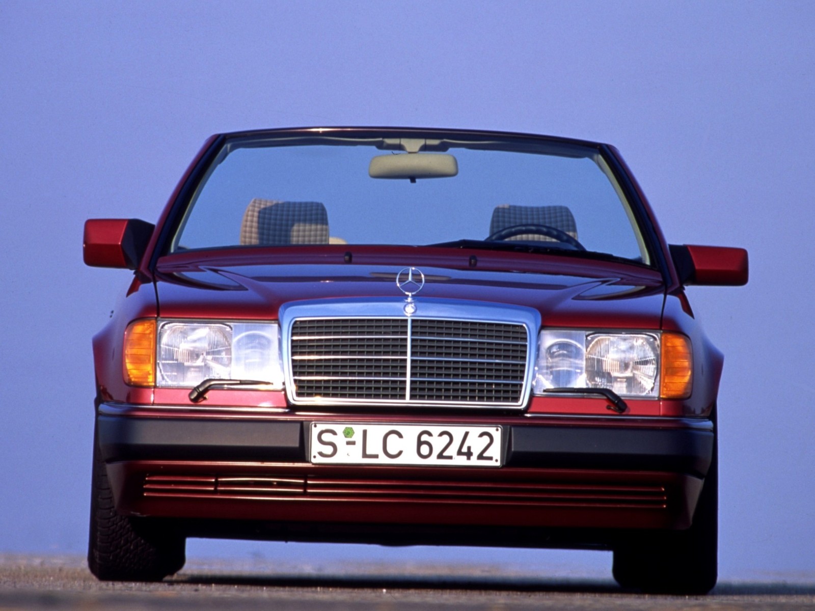 Mercedes-Benz E-class 300 CE-24 Cabrio