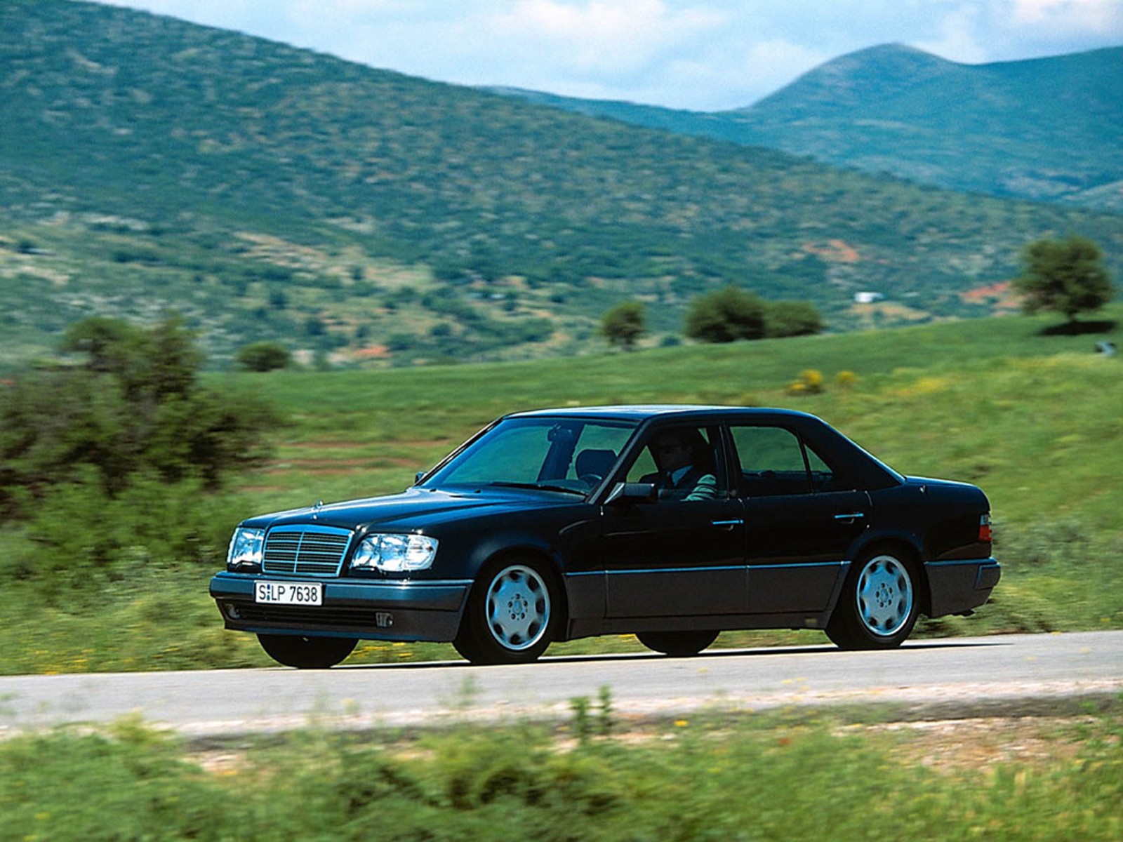 Mercedes-Benz E-class E 500