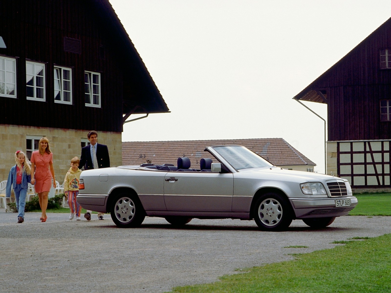 Mercedes-Benz E-class E 200 Cabrio