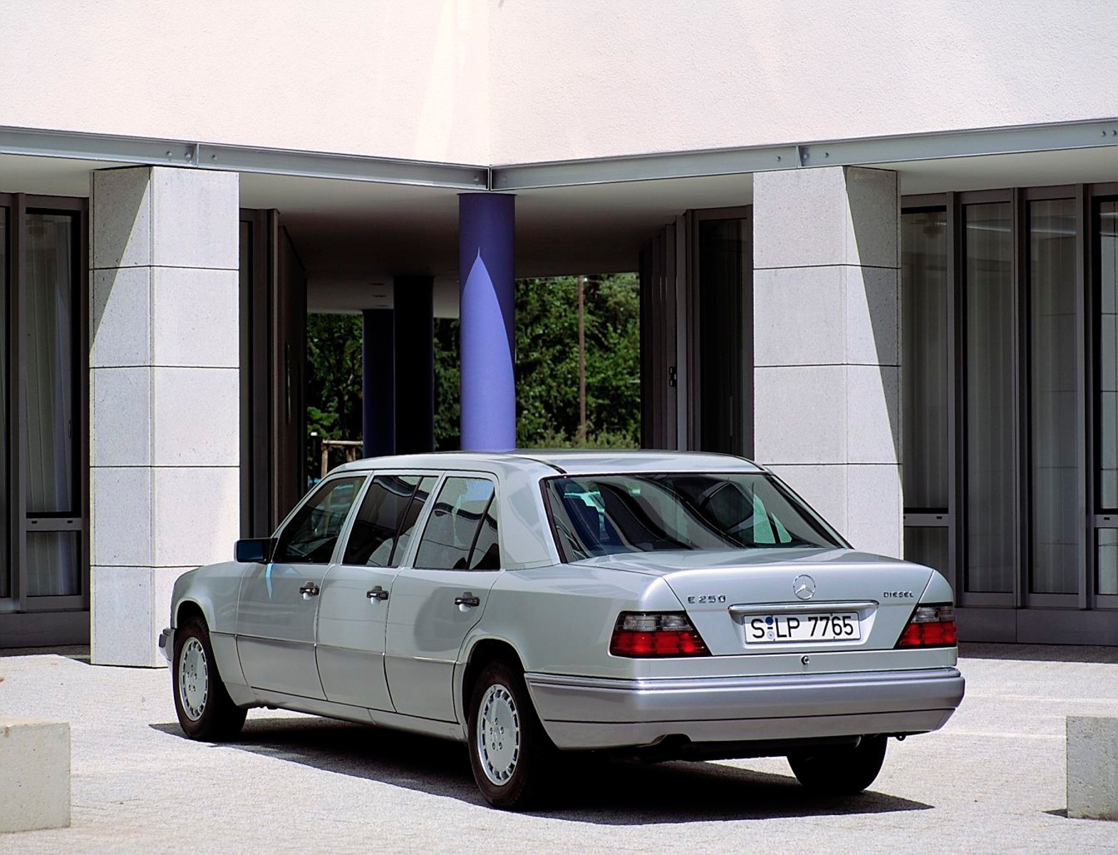 Mercedes-Benz E-class E 250 Diesel Limousine