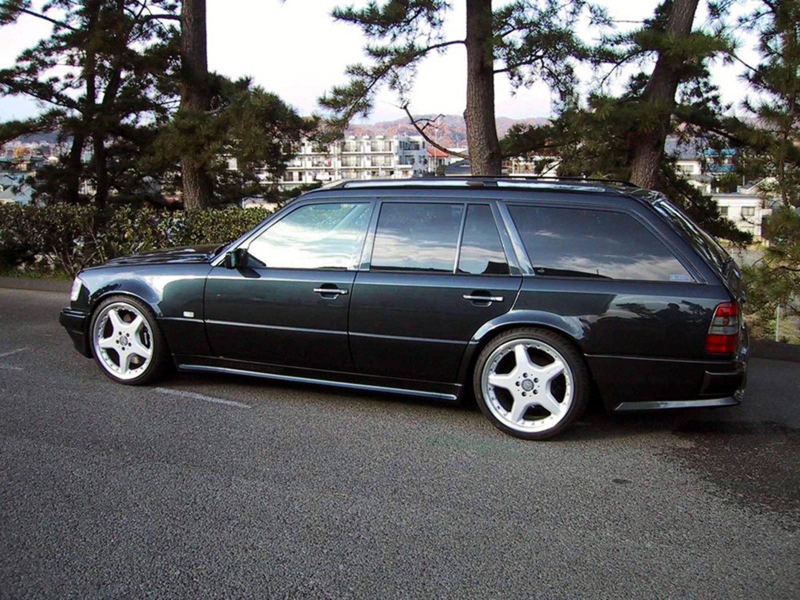 Mercedes-Benz E-class E 60 AMG Estate