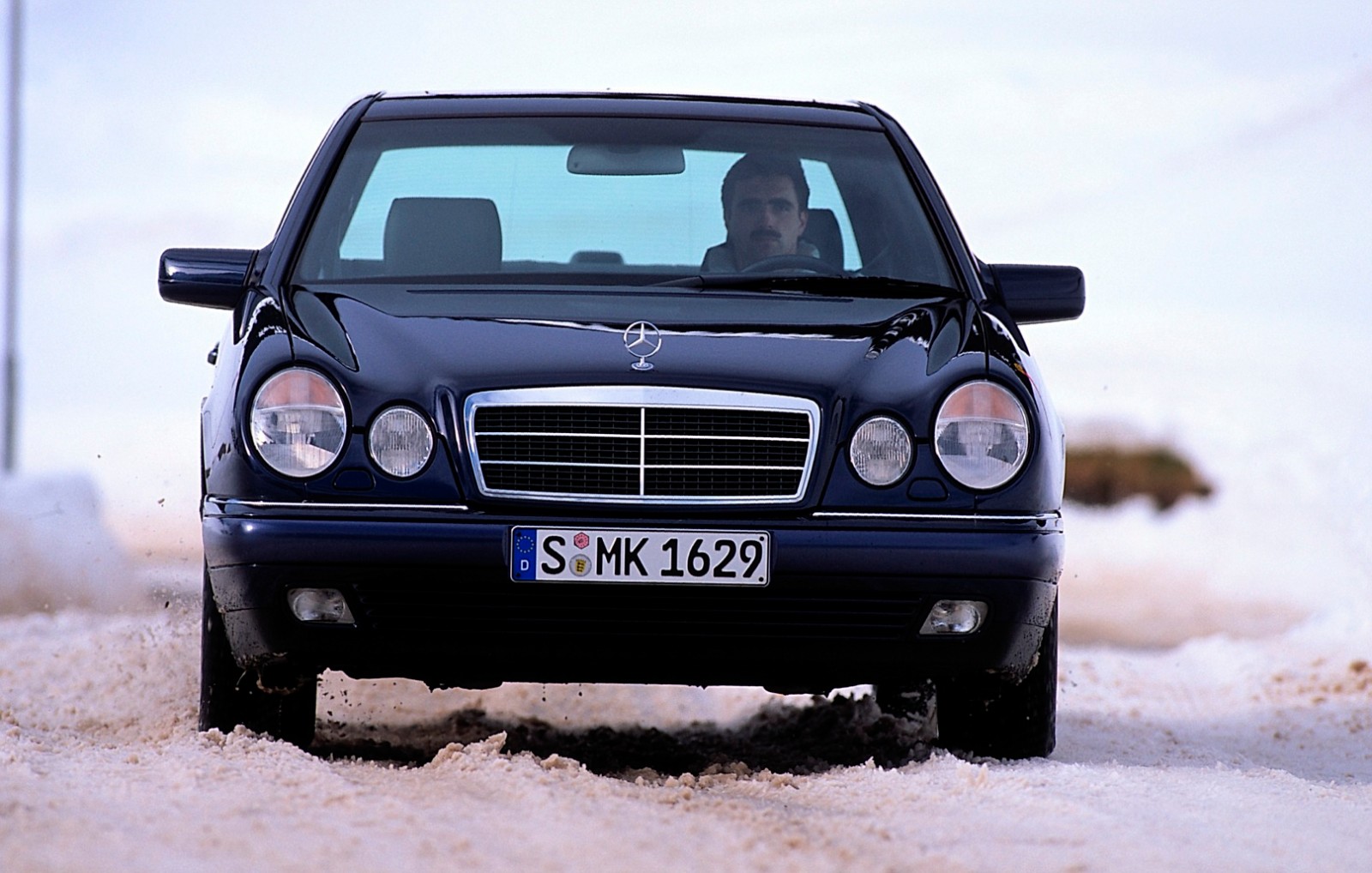 Mercedes-Benz E-class E 320 4MATIC