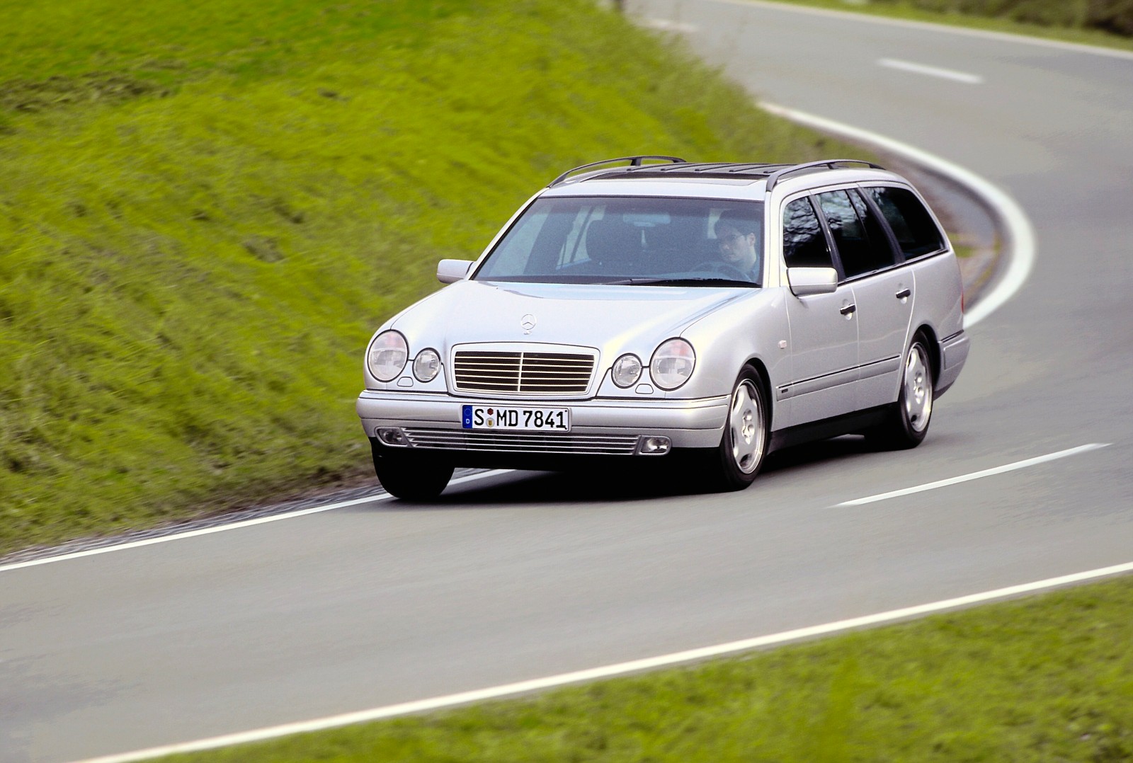 Mercedes-Benz E-class E 420 Estate