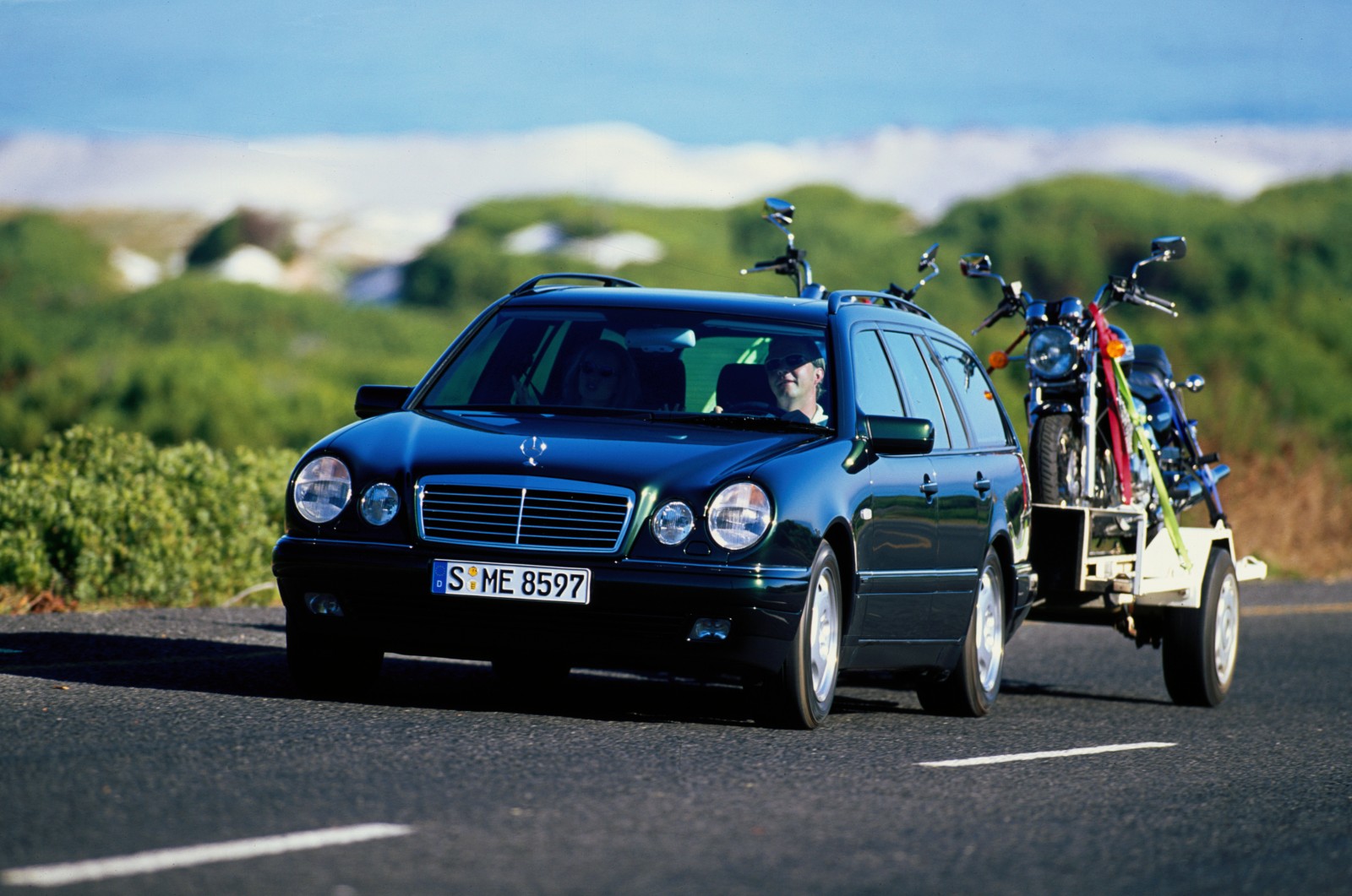 Mercedes-Benz E-class E 280 4MATIC Estate
