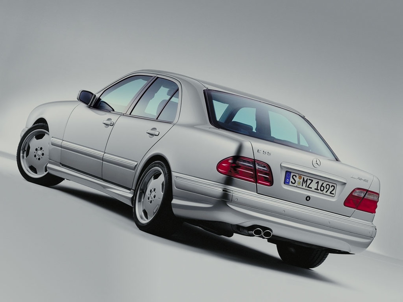 Mercedes-Benz E-class E 55 AMG