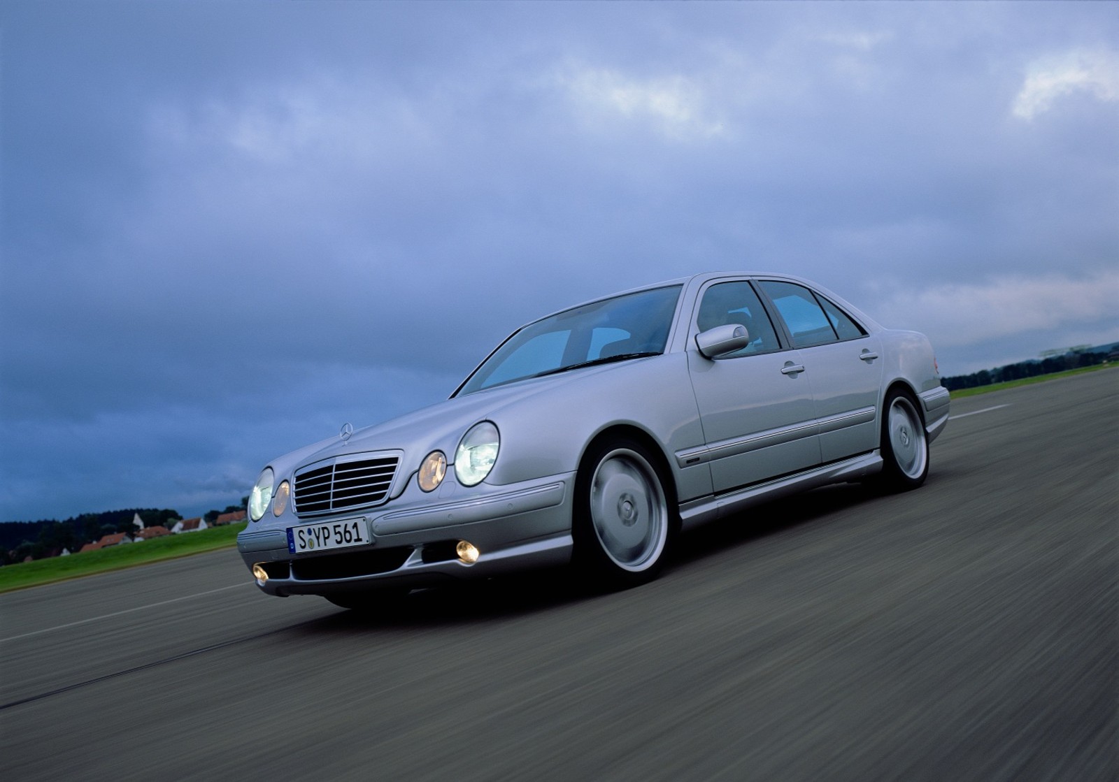 Mercedes-Benz E-class E 55 AMG