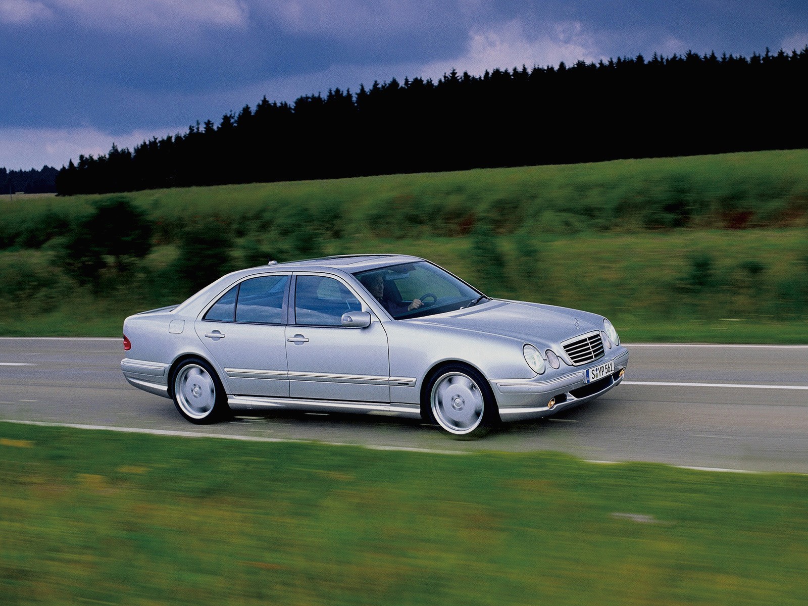 Mercedes-Benz E-class E 55 AMG