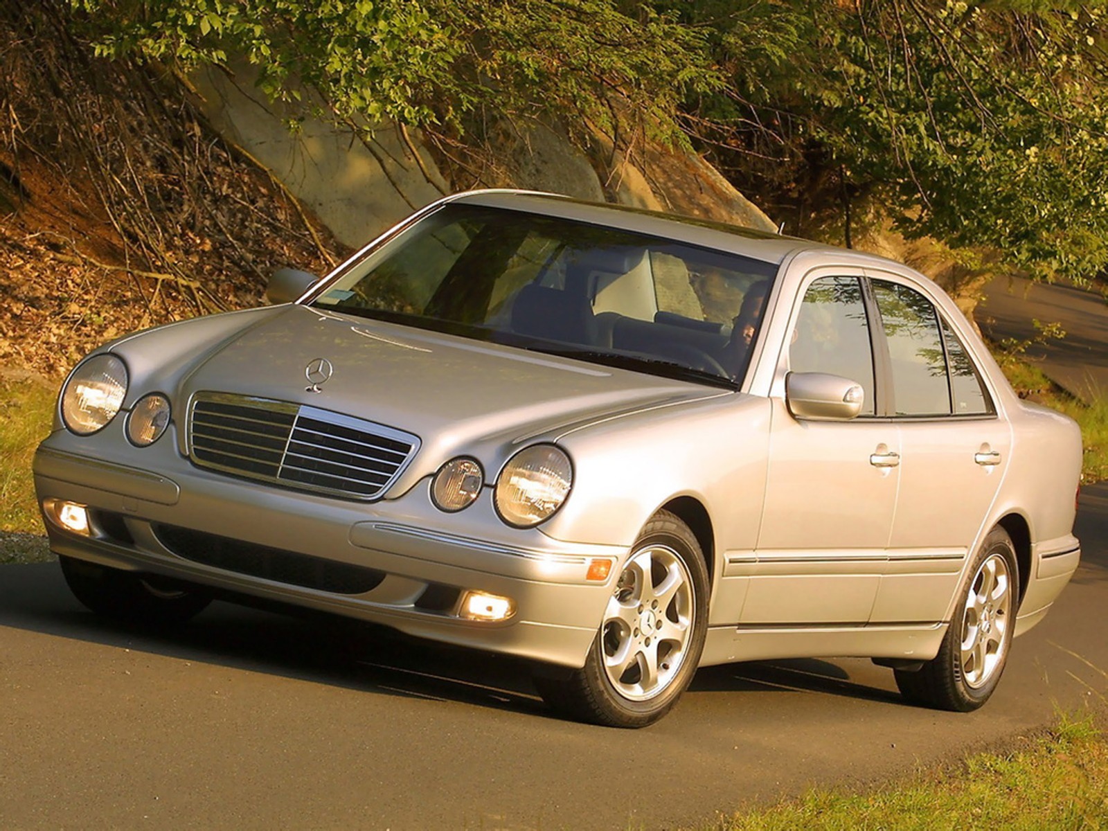 Mercedes-Benz E-class E 320
