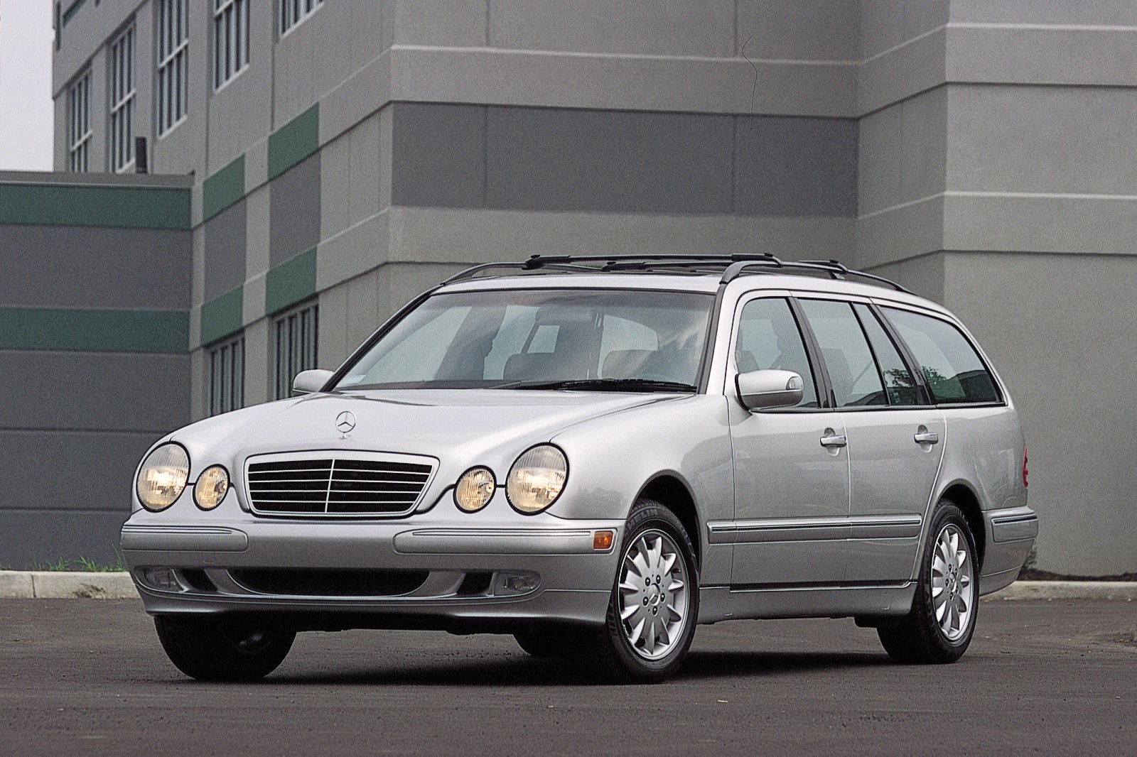 Mercedes-Benz E-class E 320 4MATIC Estate