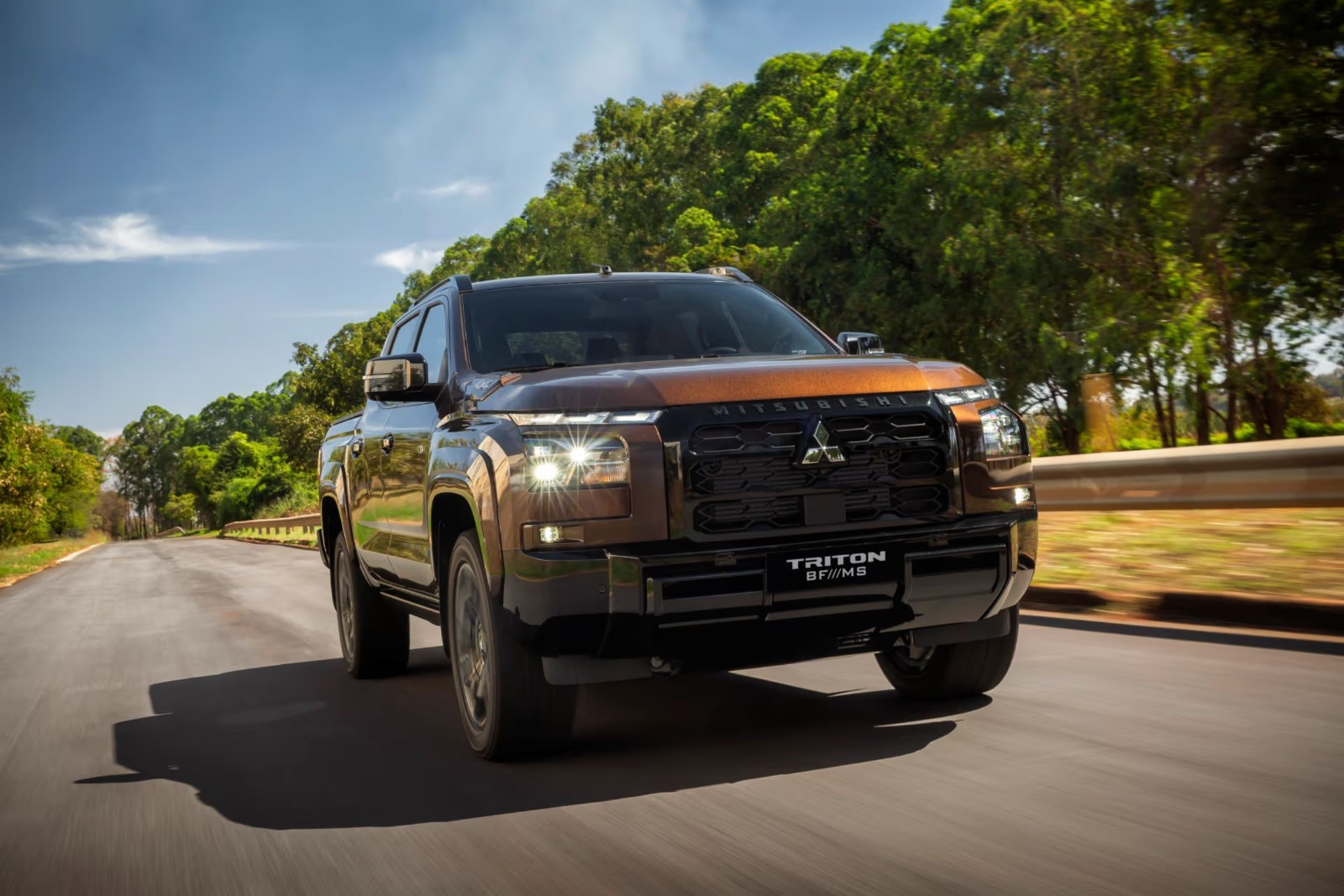 Mitsubishi Teams Up With Brazilian Off-Road Crew For a Scruffier Triton