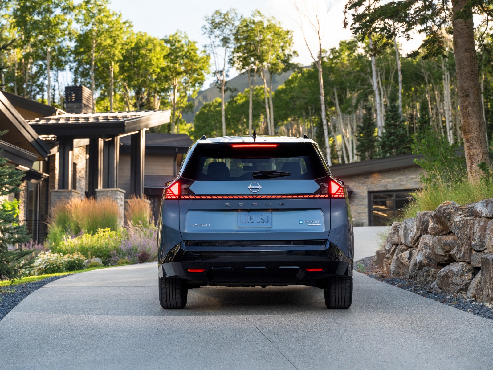 Nissan Rogue Hybrid Platinum