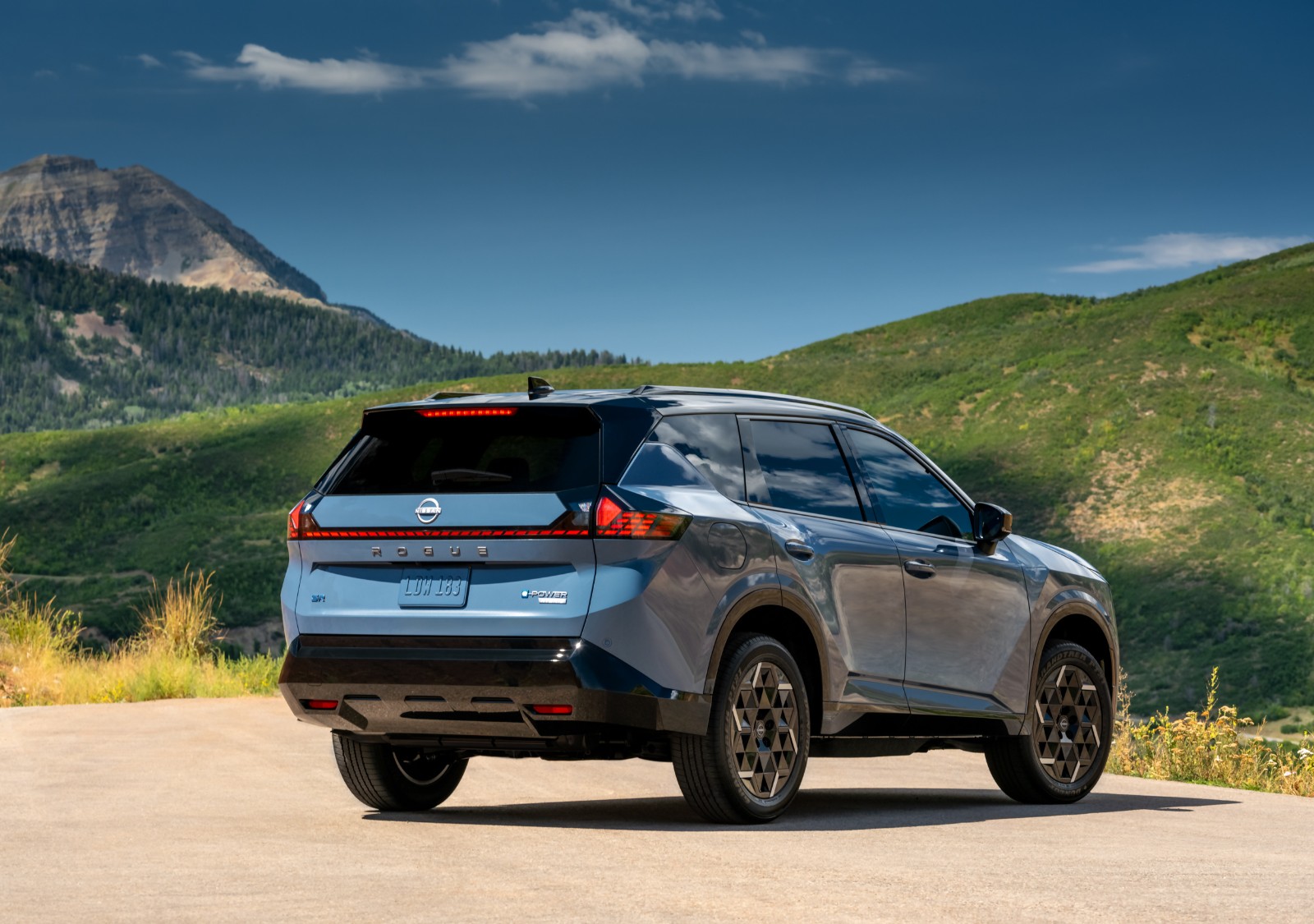 Nissan Rogue Hybrid SR