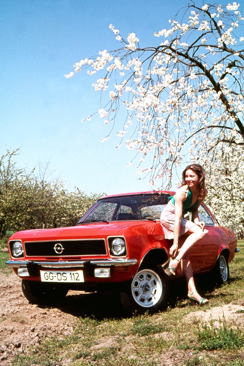 Opel Ascona 1.6 S Holiday 2-door