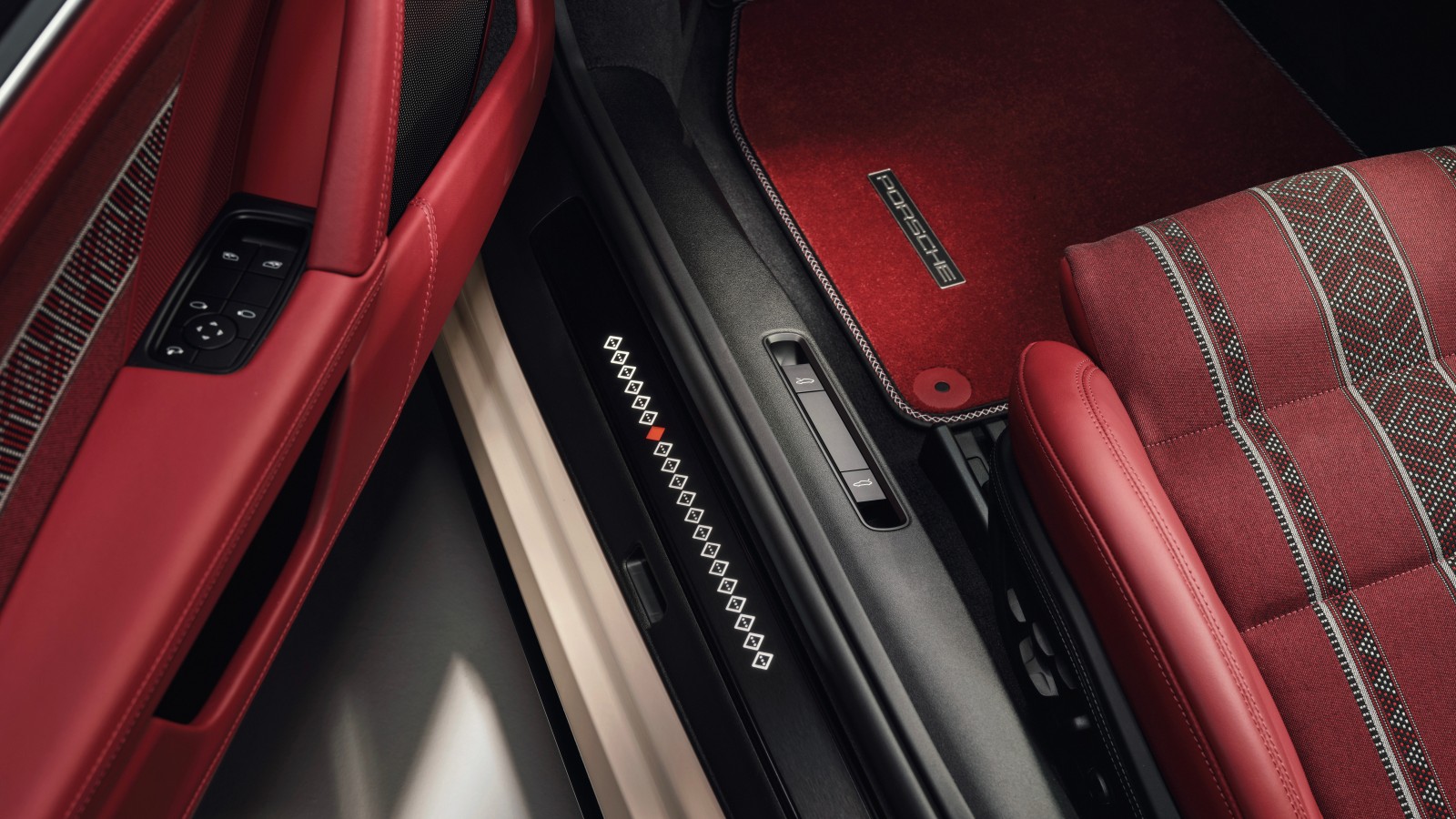 Porsche 911 Turbo S Sadu Edition Celebrates 70 Years in Kuwait