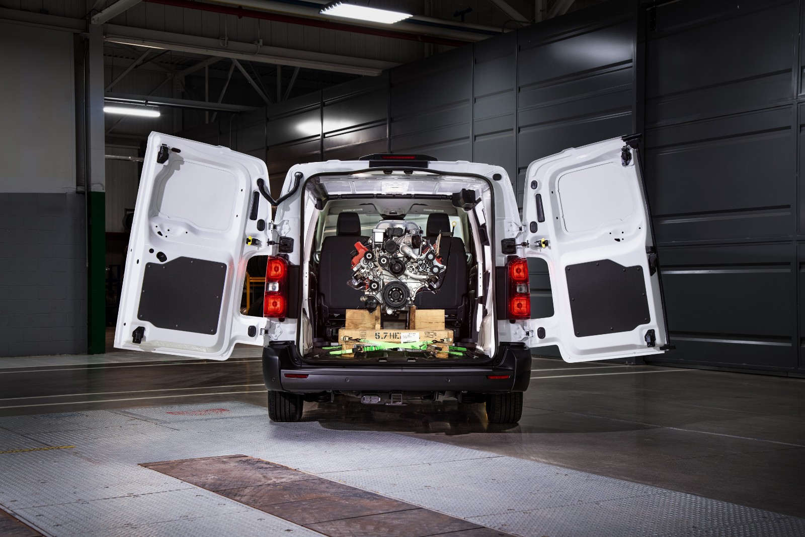 RAM ProMaster City Tradesman Cargo Van