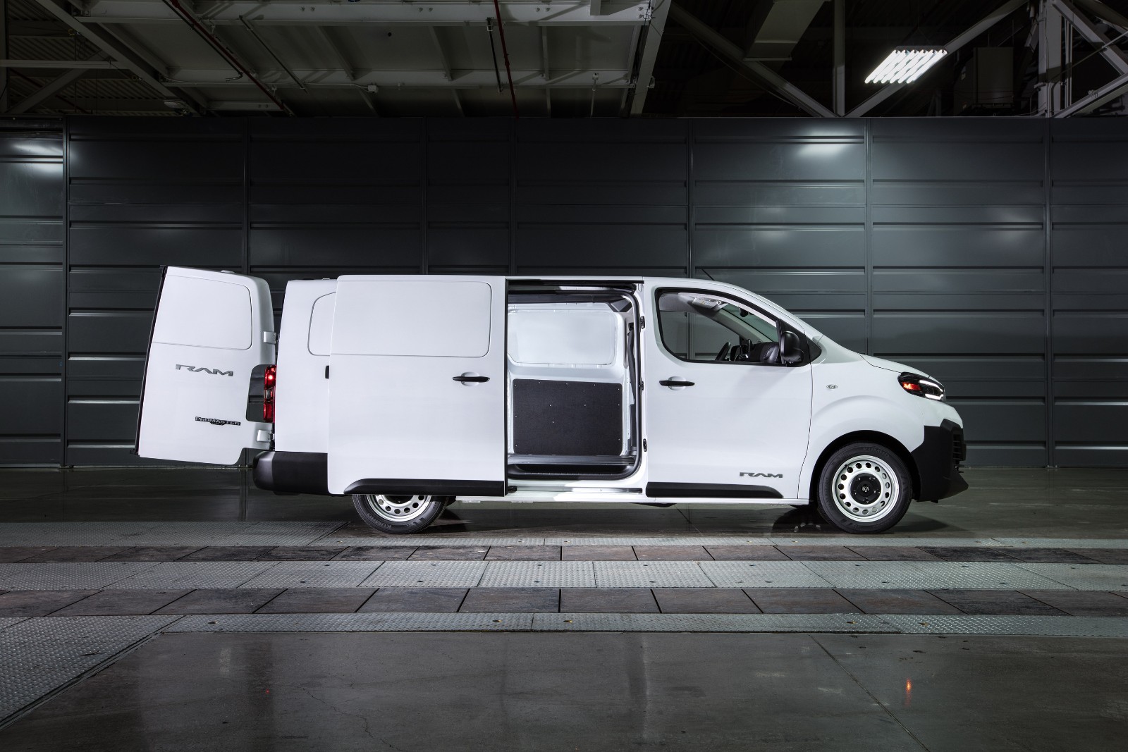 RAM ProMaster City Tradesman Cargo Van