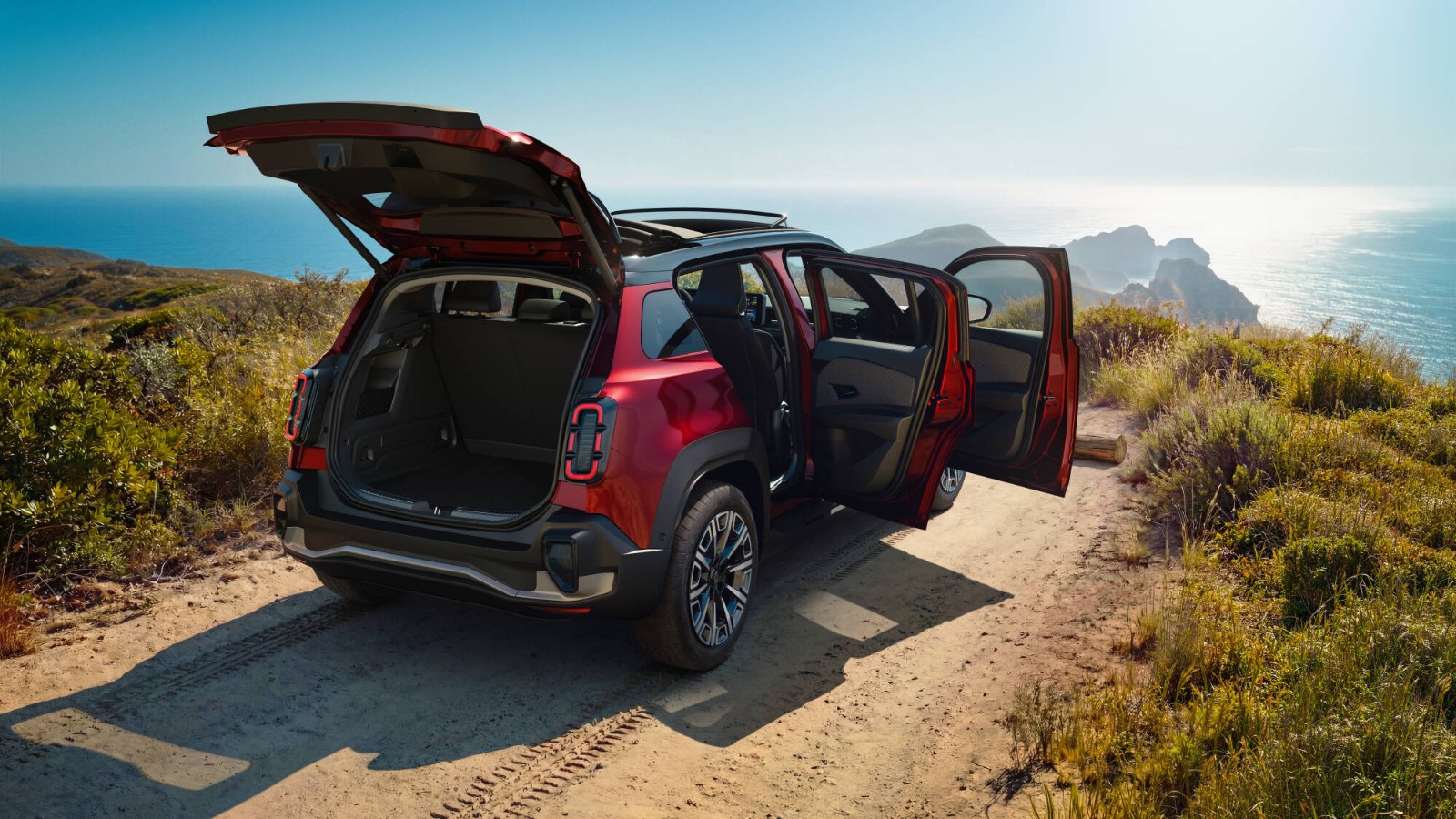 Renault 4 E-Tech Electric Plein Sud Brings Open-Air Driving to the Retro EV