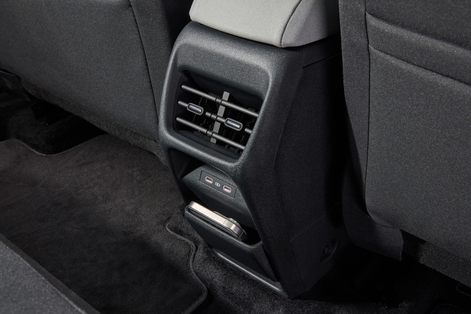 Škoda Epiq Debuts as the Brand’s New Entry-Level Electric SUV
