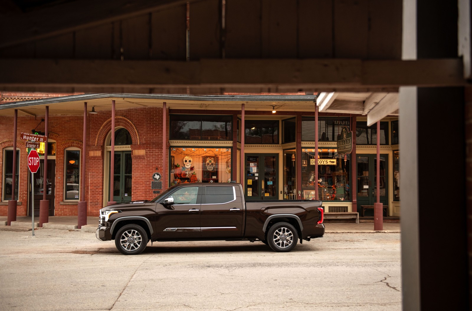 Toyota Tundra CrewMax "1794 Edition"