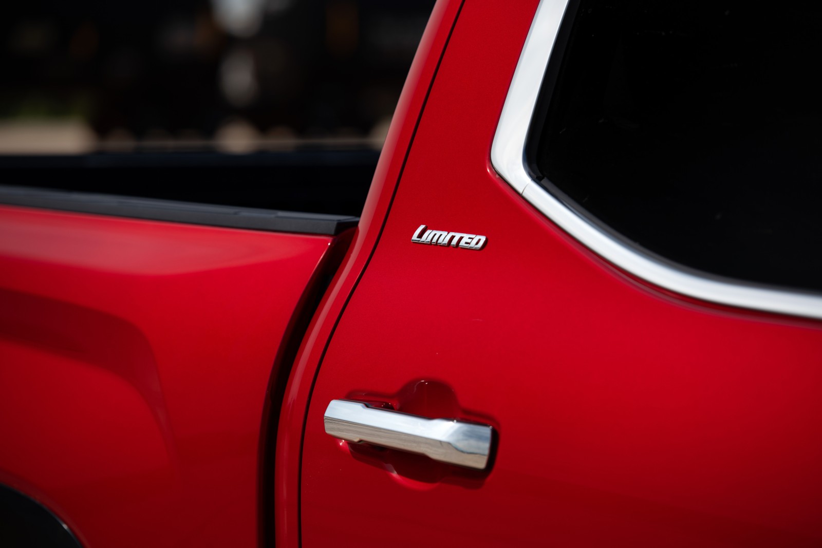 Toyota Tundra Limited CrewMax