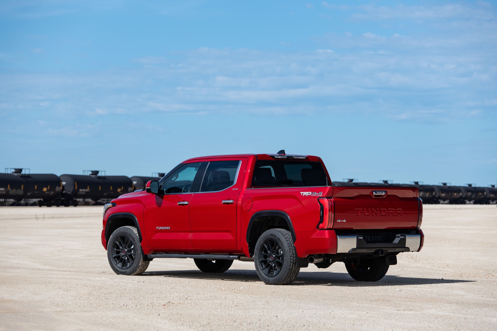 Toyota Tundra Limited CrewMax