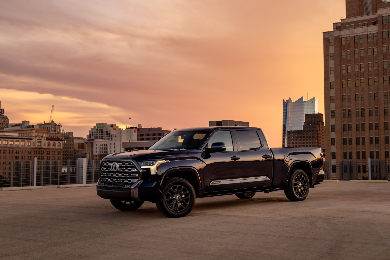 Toyota Tundra Platinum CrewMax