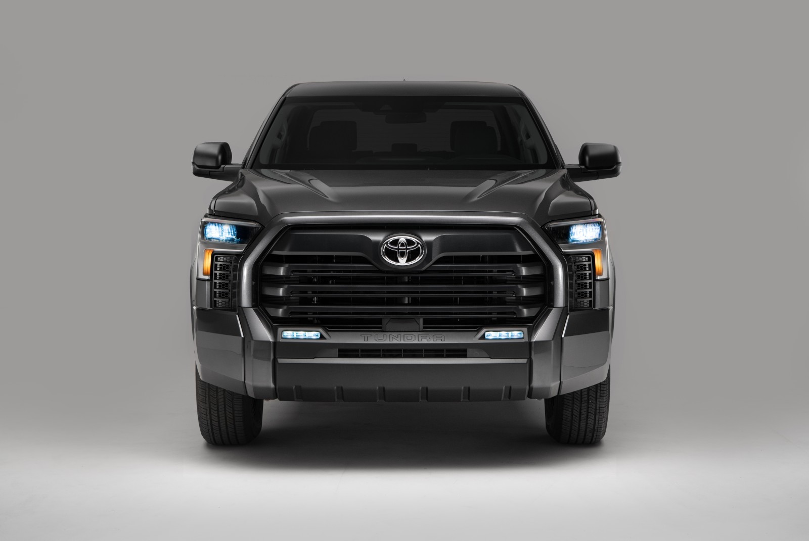 Toyota Tundra SR5 "SX Package" CrewMax